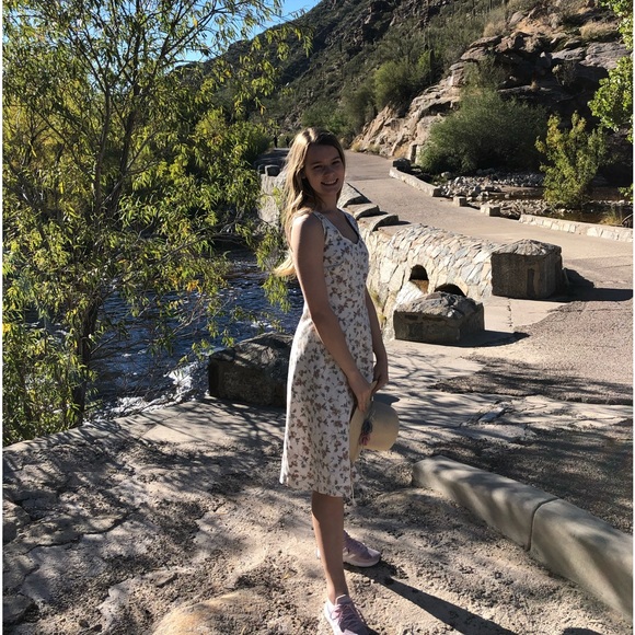 CeCe white floral denim dress over the knee. Great condition. - Picture 4 of 6